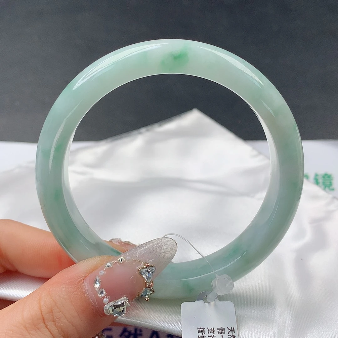 翡翠手镯未镶嵌0005正58