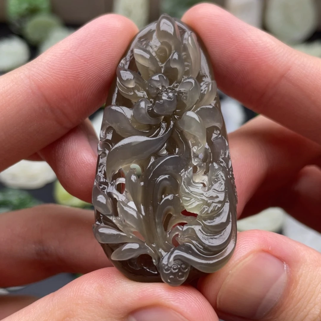 【闪购商品】颈饰未镶嵌和田玉