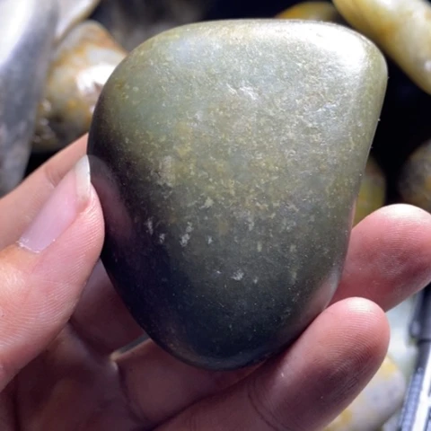未镶嵌和田玉（糖玉）挂件