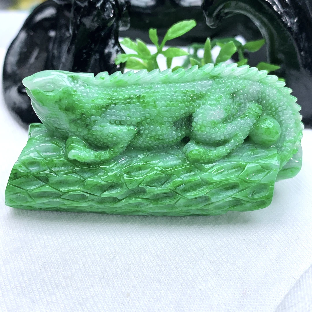 天然缅甸翡翠A货满绿蜥蜴手把玩件茶宠摆件62.3−26.4−29.3mm