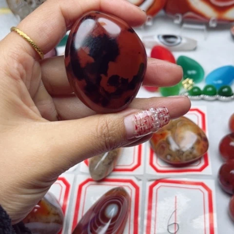 玛瑙/玉髓耳钉未镶嵌泰*