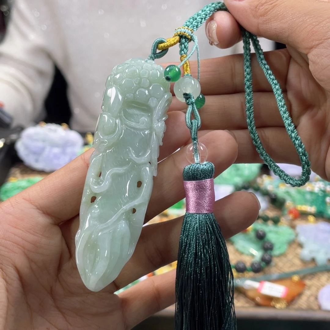 翡翠挂件未镶嵌代编织