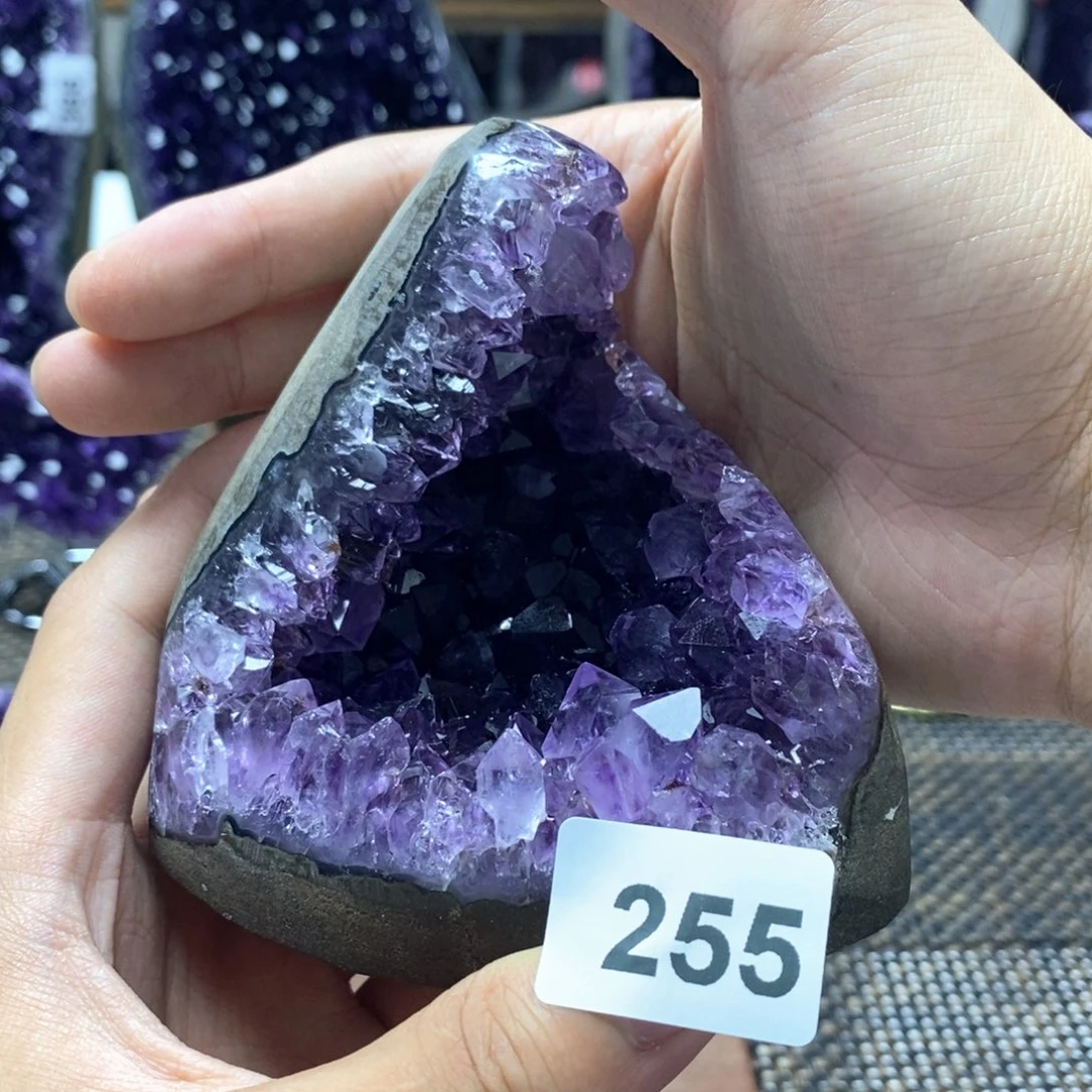 未镶嵌大型摆件（非配饰）水晶