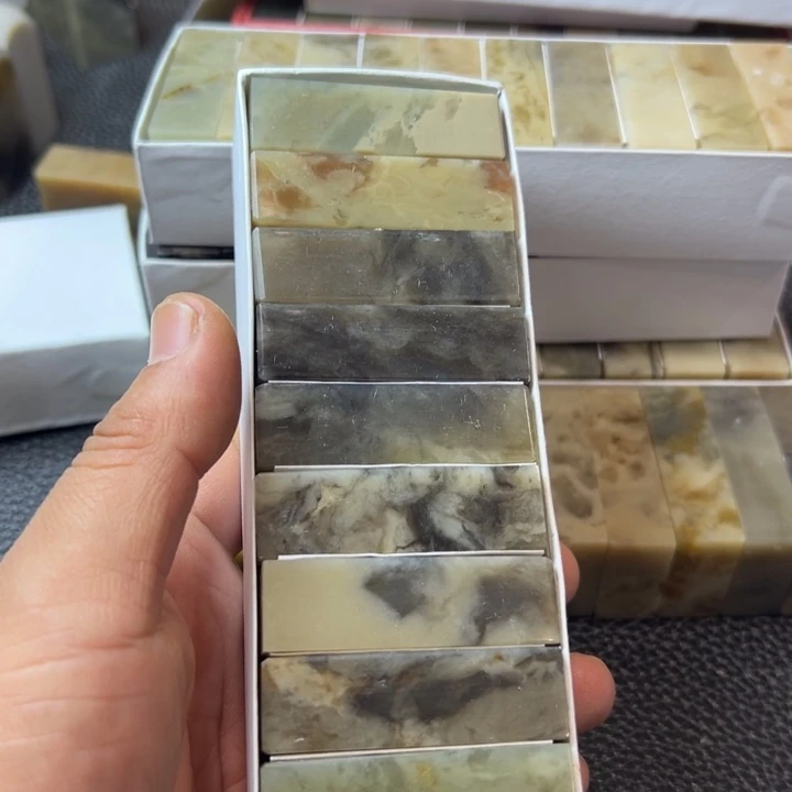 虫***@伊犁石印石1.5*3.0*5.0扁章一组