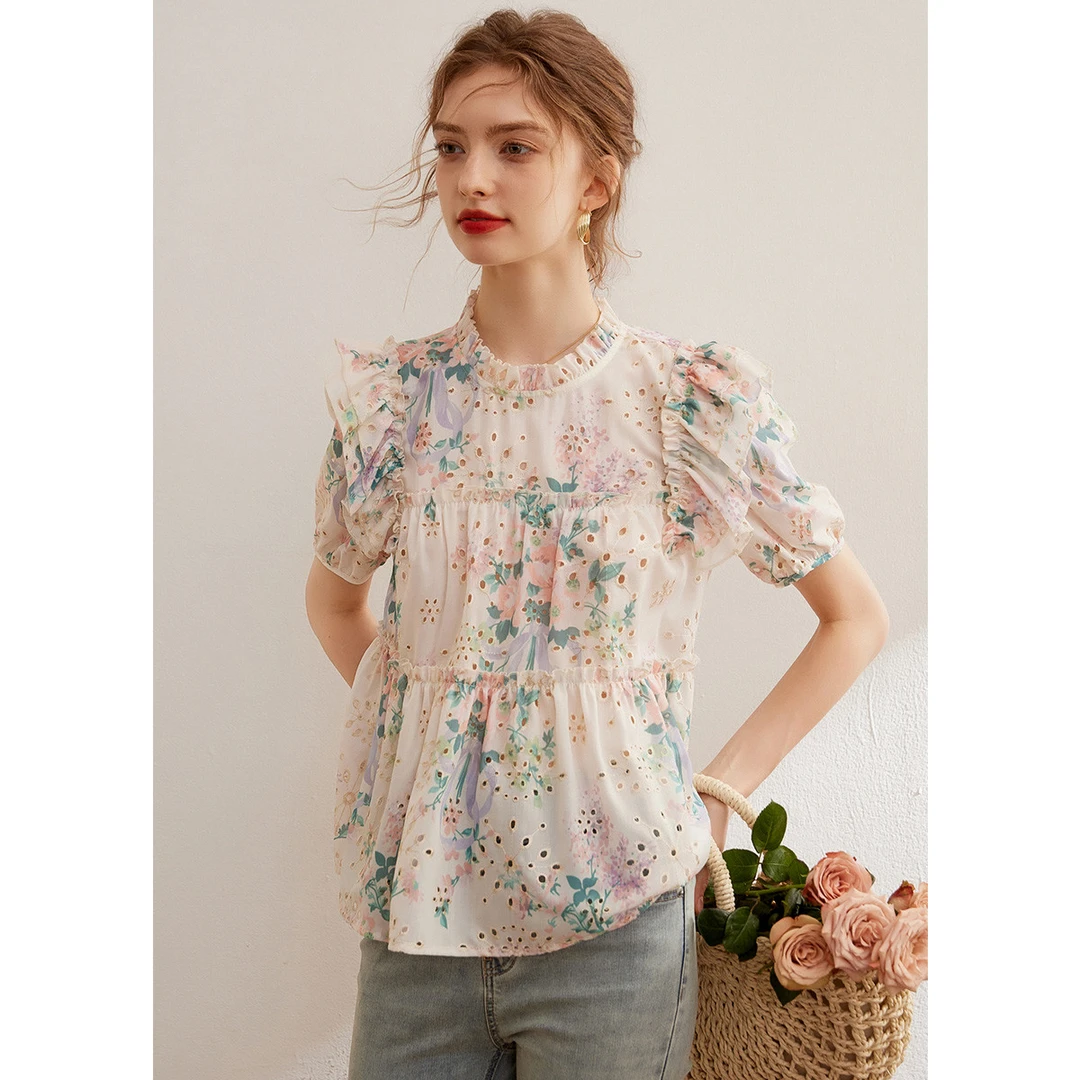 白鹿语夏季时尚压褶立领荷叶边短袖趣味刺绣镂空衬衫上衣ZYU20122