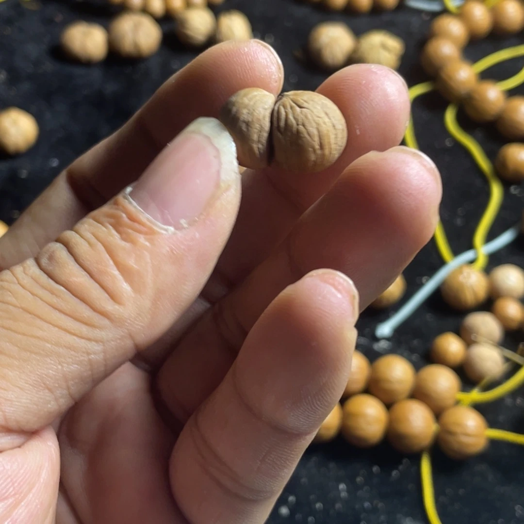 吊坠文玩核桃碎*娃连体