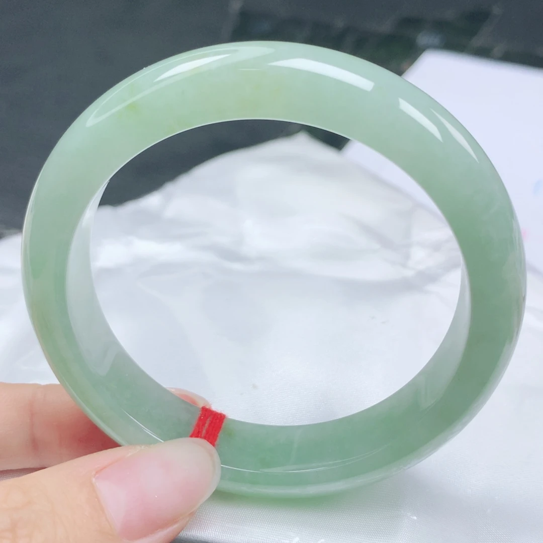 翡翠未镶嵌手镯翡翠56.5冰润果绿正圈