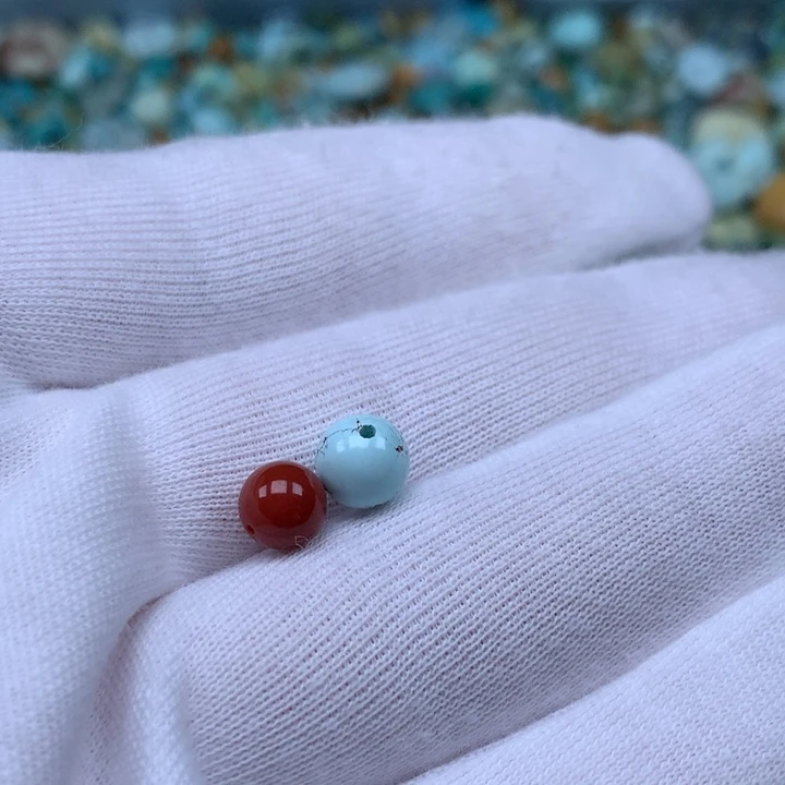 V***。南红玛瑙未镶嵌珠宝奇石