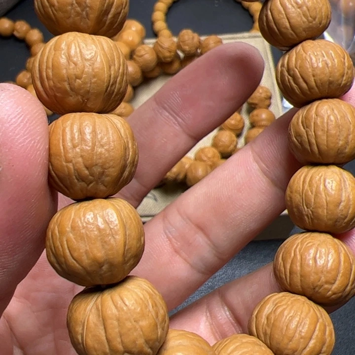 猴头核桃手串卡罗擦