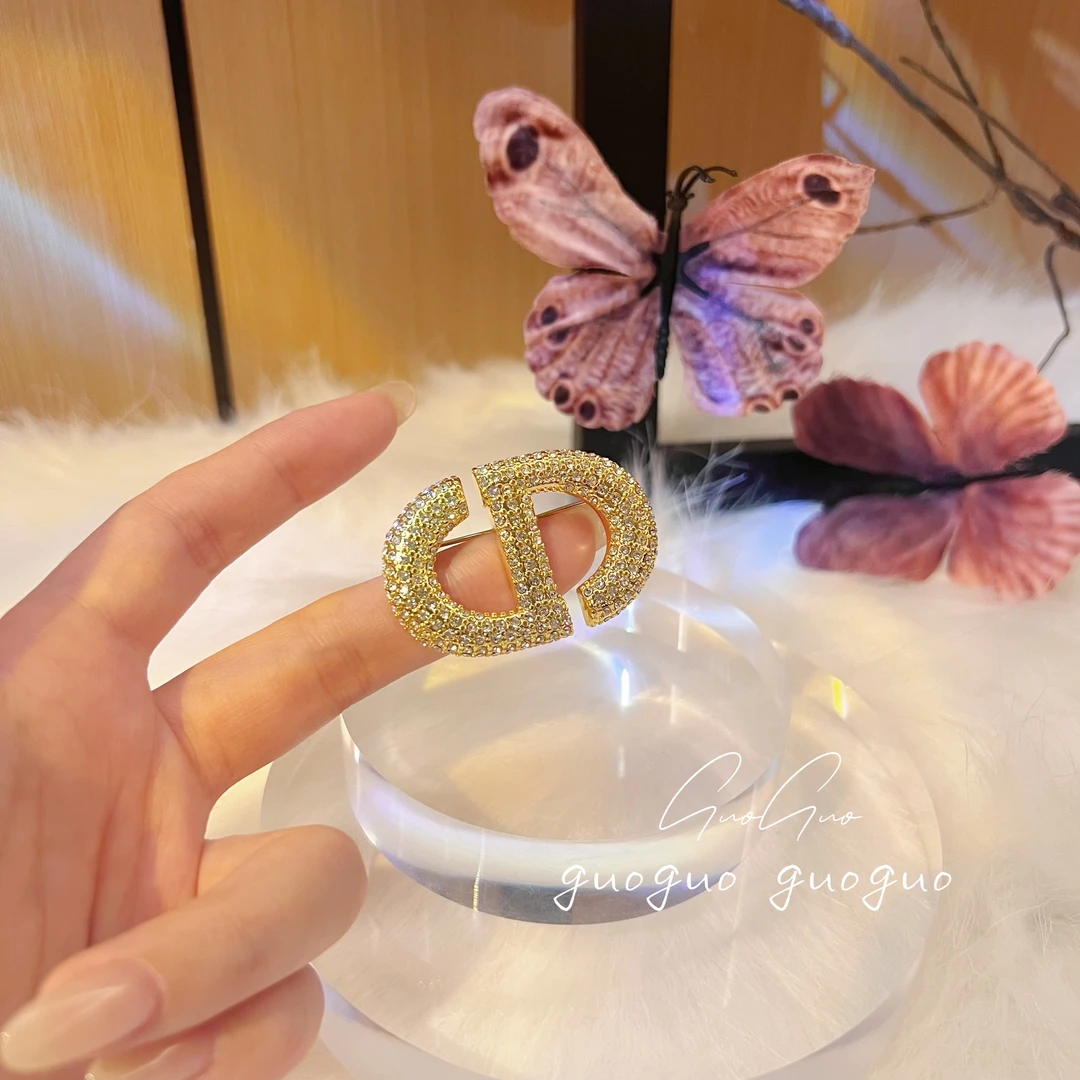 铜合金胸针 日韩原创设计满钻胸针