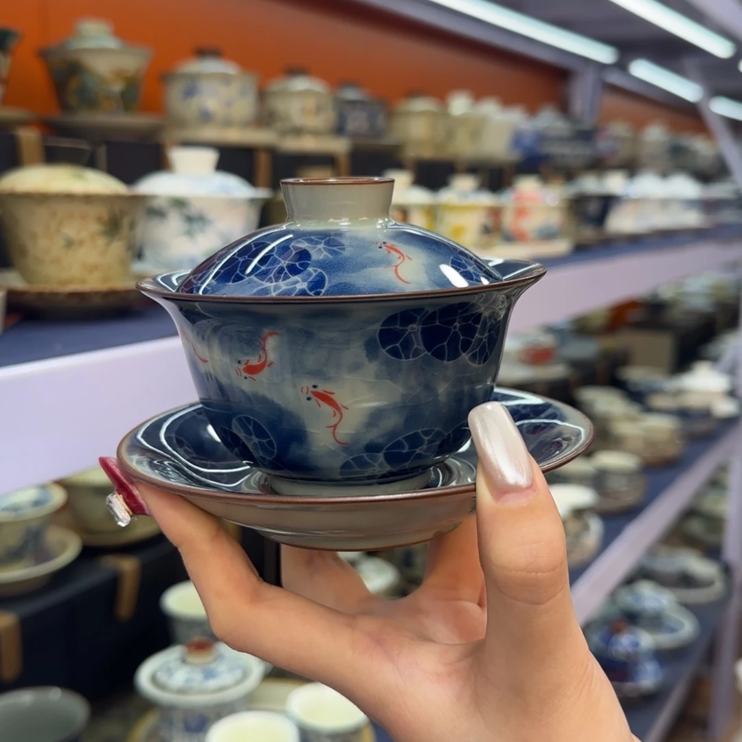 我在外面吃饭呢你在