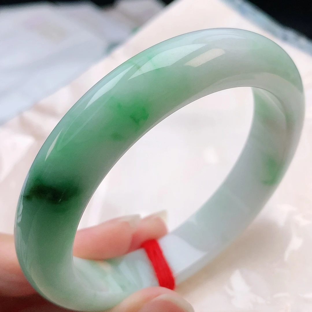 翡翠手镯未镶嵌58圈口080011