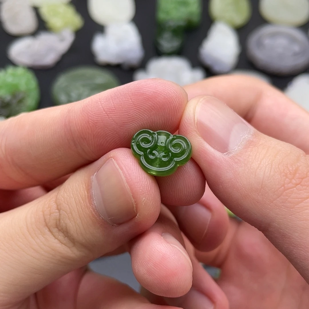 【闪购商品】颈饰未镶嵌和田玉