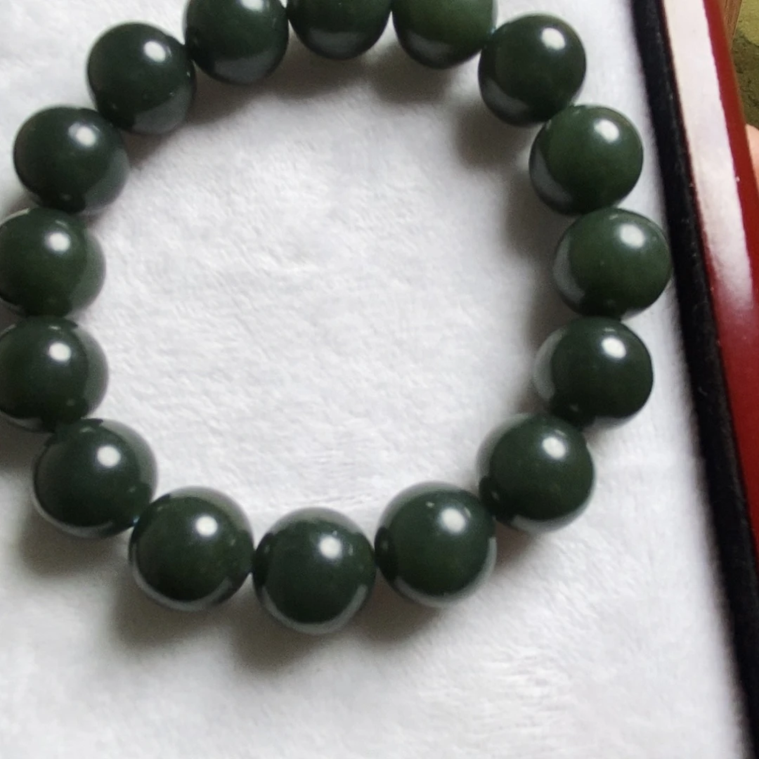 和田玉未镶嵌手串