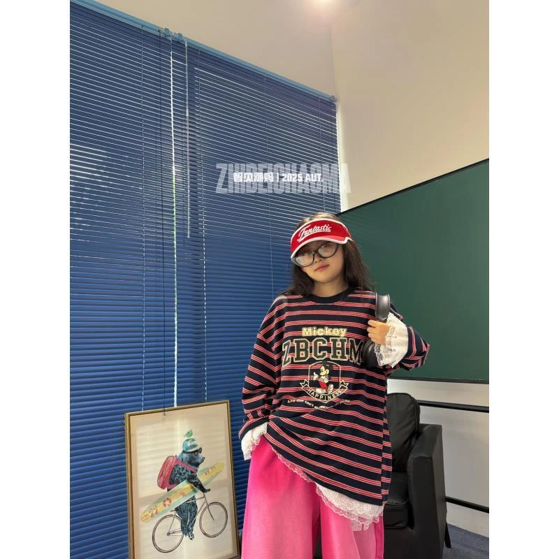 卫衣春秋款卡通条纹拼撞色图案宽松上衣卫衣