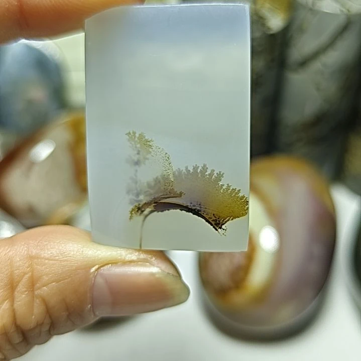 玛瑙/玉髓未镶嵌珠宝奇石