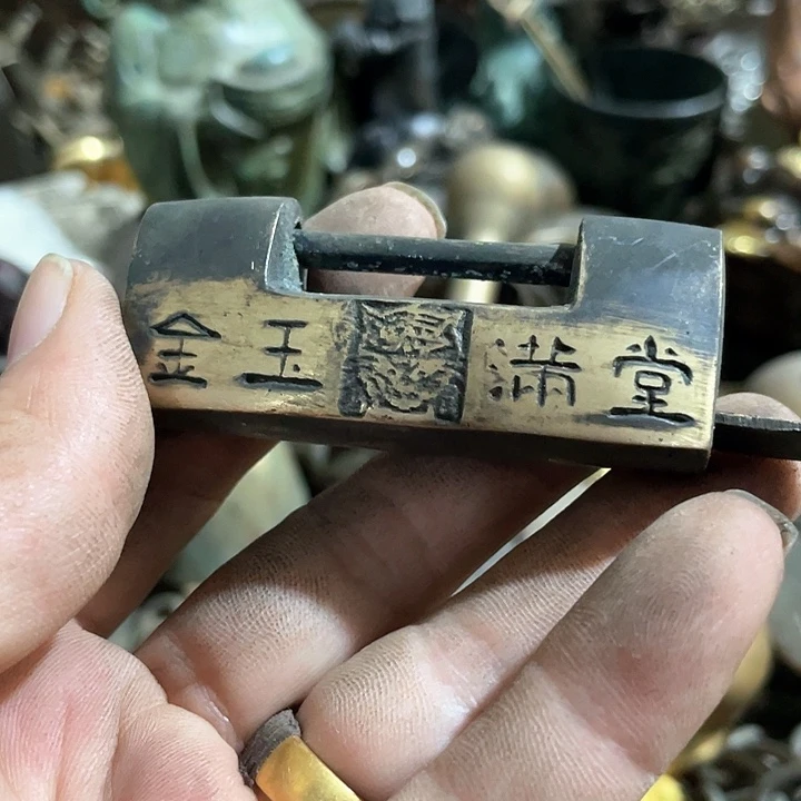 用****1闪电购铜摆件工艺品