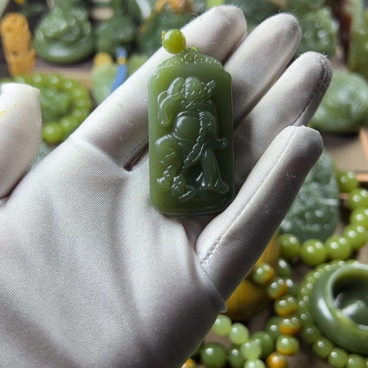 瑞***成岫岩老玉（透闪石质玉）未镶嵌挂件