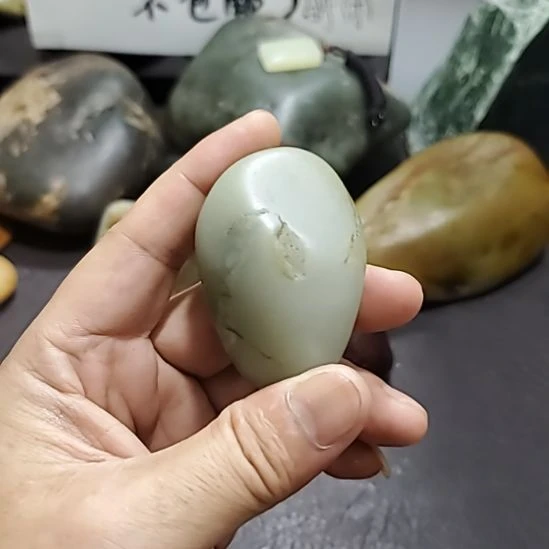 和田玉（糖玉）未镶嵌挂件