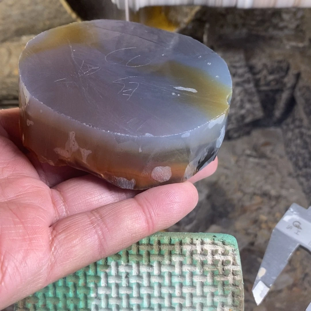 定制玛瑙黑**代玛瑙手镯工费链接