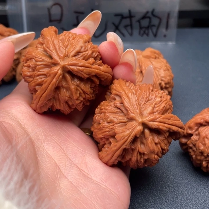 塔***于吊坠文玩核桃白狮子