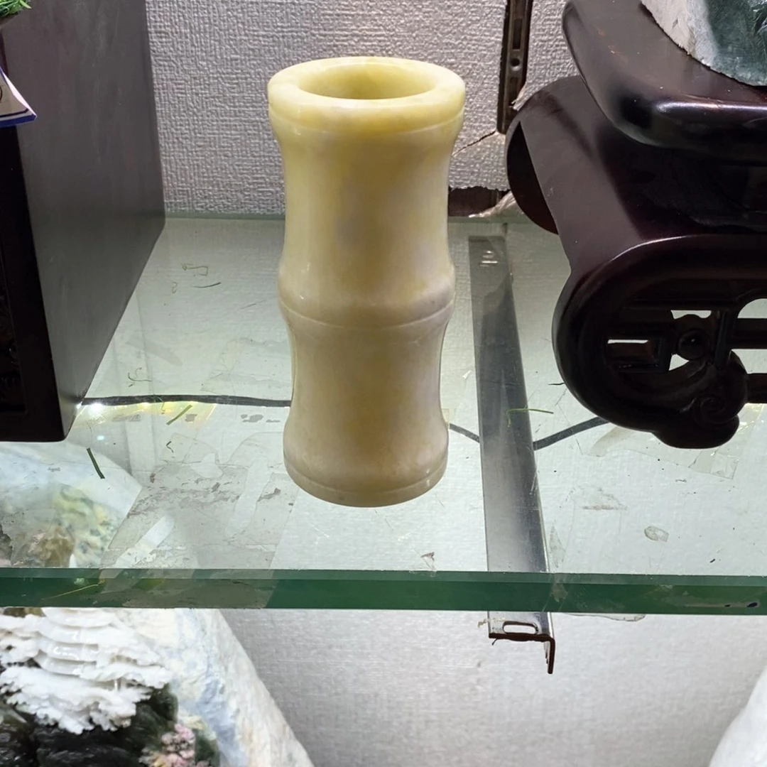 蛇纹石玉摆件未镶嵌大*哥