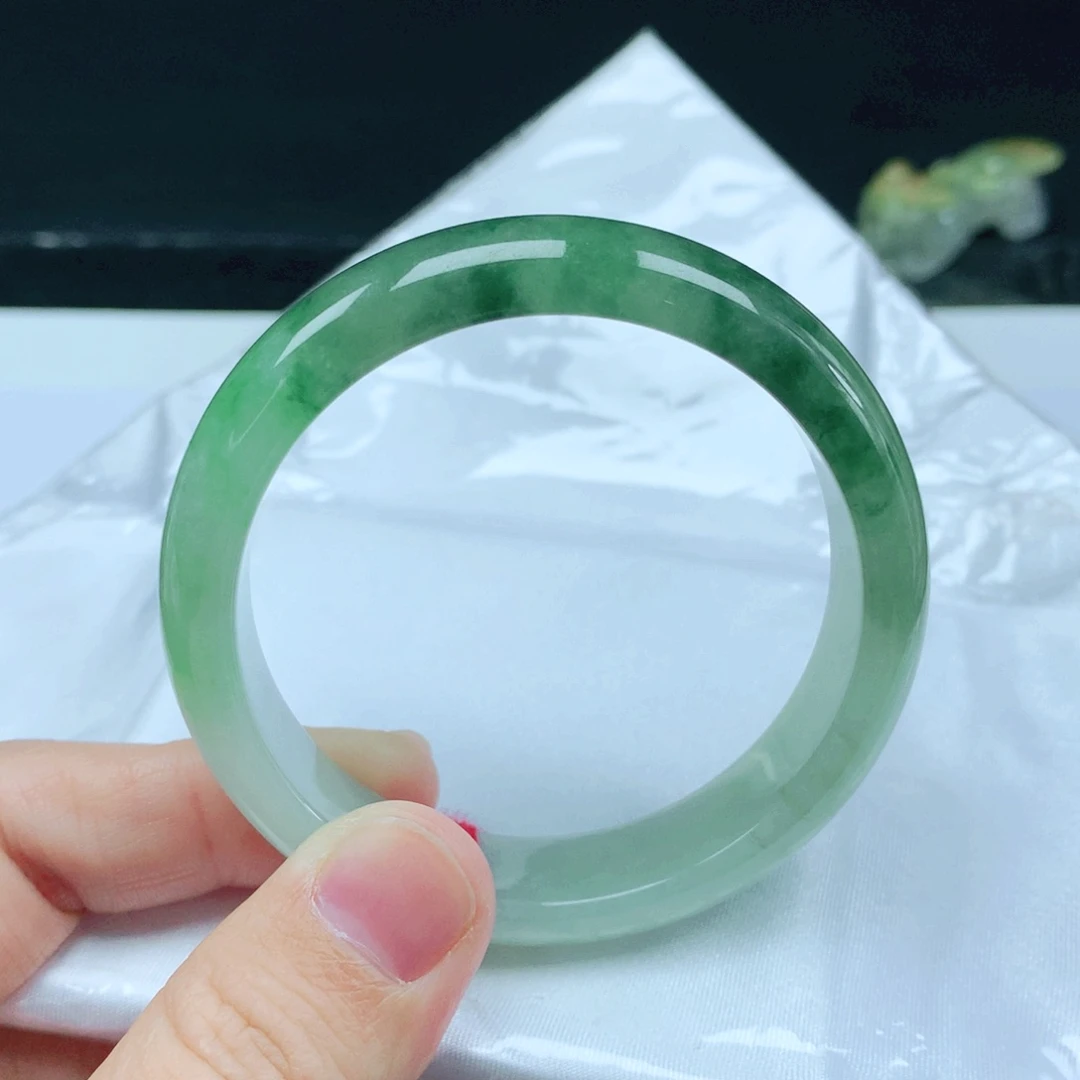 未镶嵌手镯翡翠52