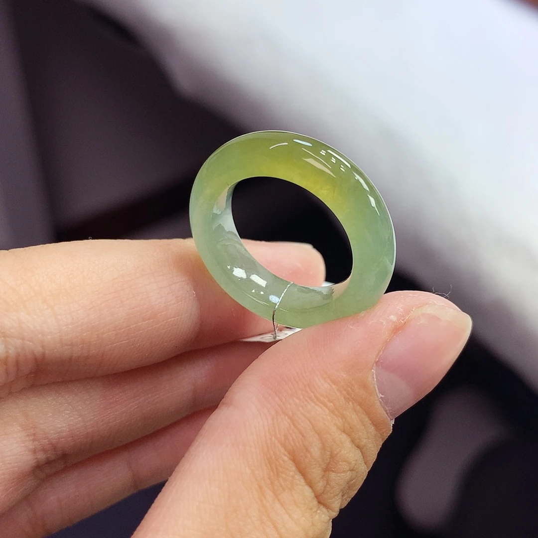 翡翠未镶嵌戒指12号