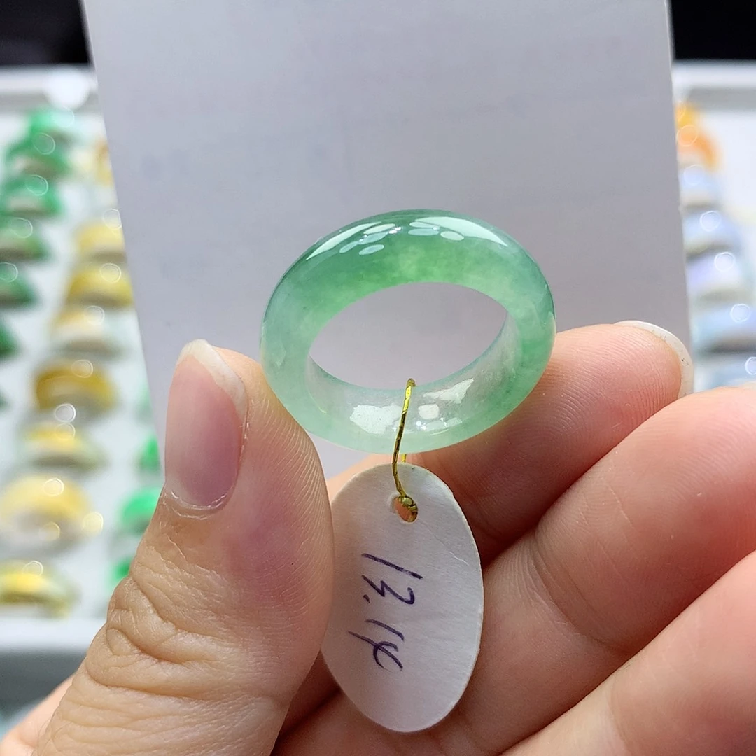 翡翠戒指未镶嵌1314圈