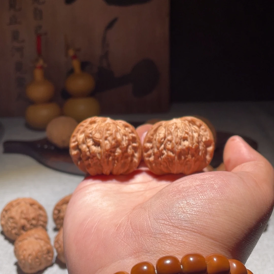 T***T吊坠文玩核桃42磨盘