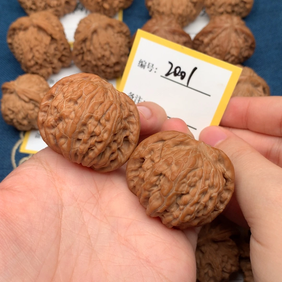 抠****把件文玩核桃41磨盘 2001