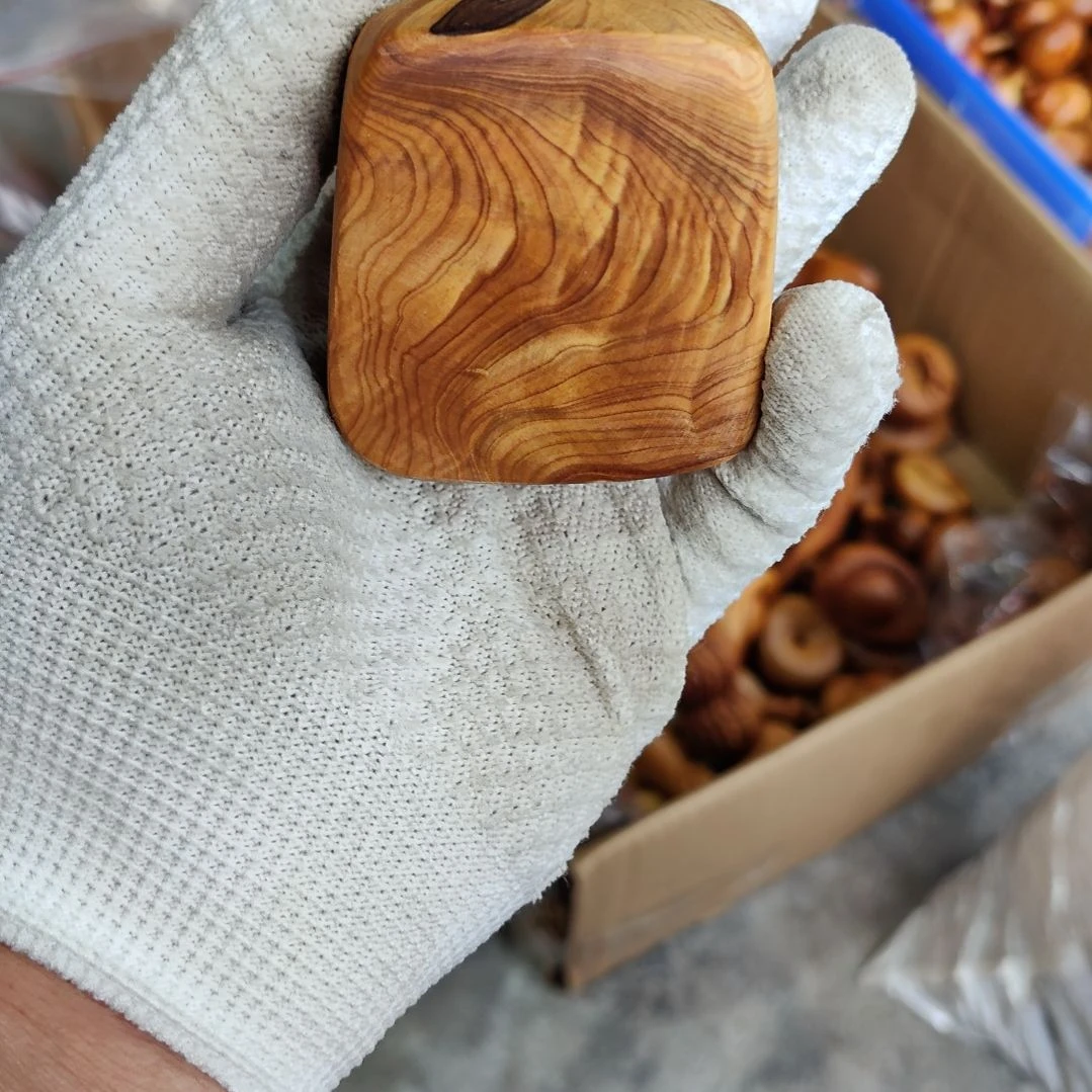 田***雨太行崖柏手工艺品