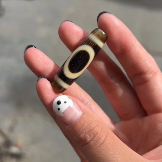 玛瑙/玉髓颈饰未镶嵌好*