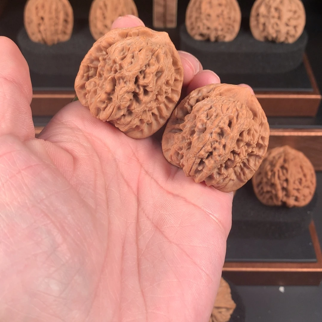 文玩核桃吊坠马老四