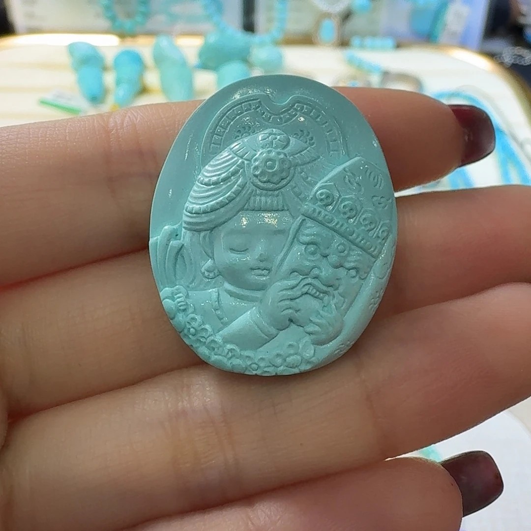 绿松石未镶嵌颈饰