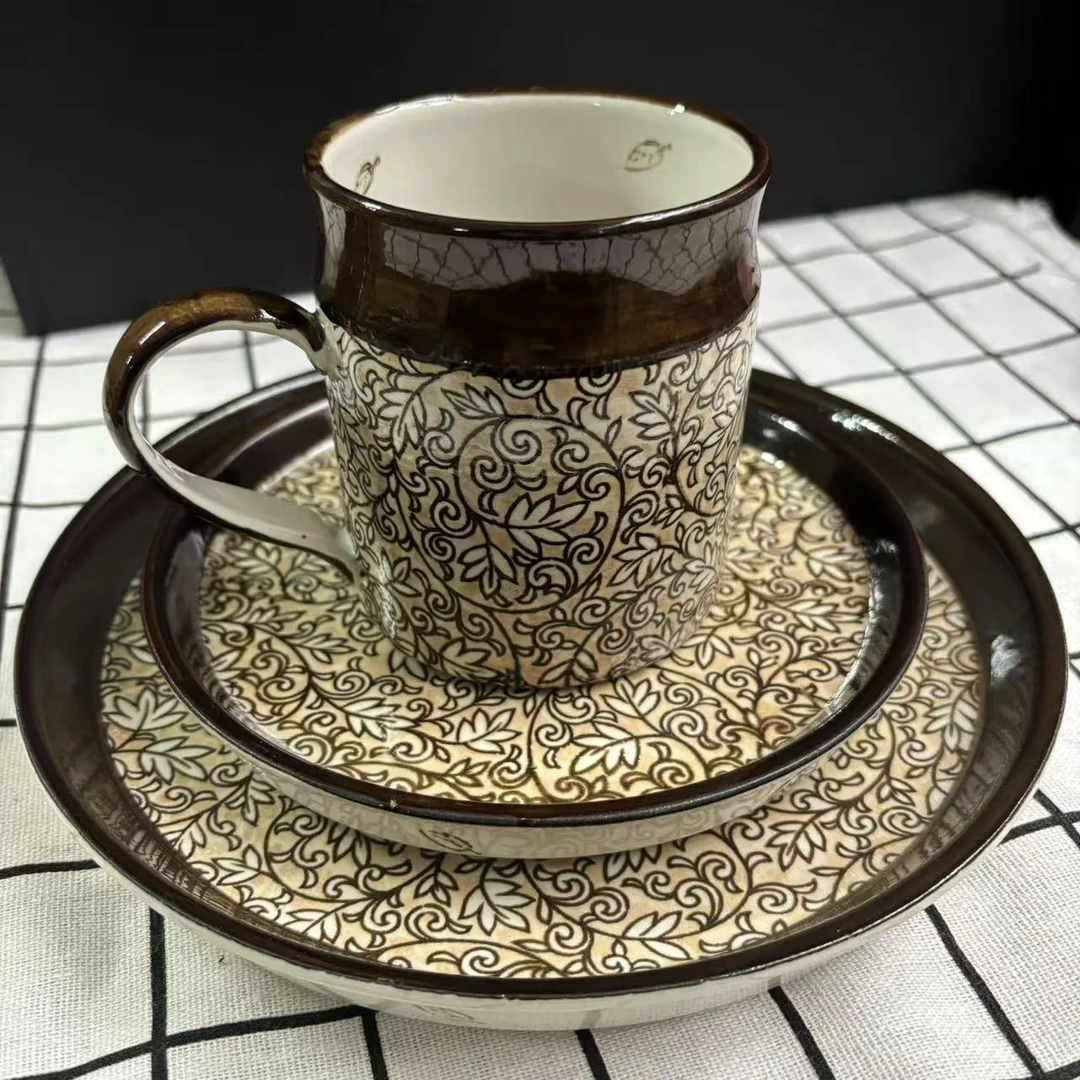 日本进口丸幸中岛缠枝纹咖啡杯双耳碗平盘餐具杯碟套装