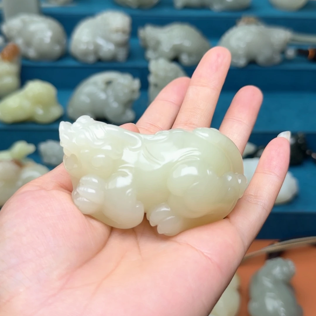 未镶嵌和田玉把件