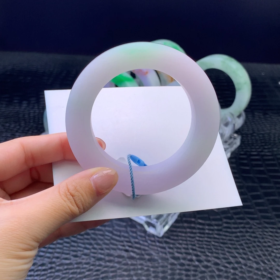 定制翡翠未镶嵌手镯