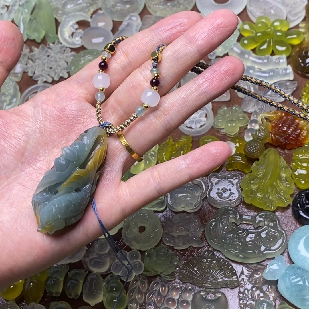 蛇纹石玉合金项链