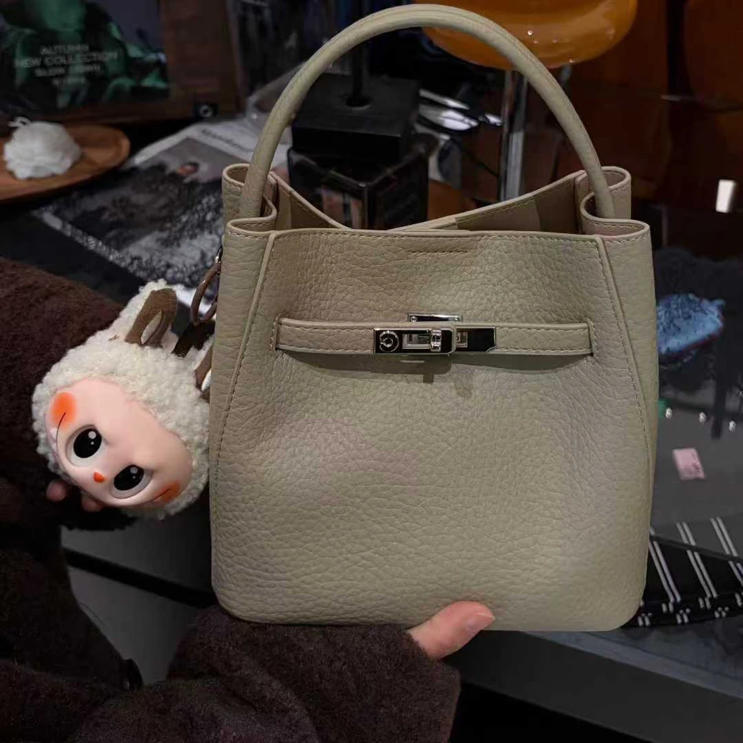 包包2025新款时尚覆古软皮荔枝纹菜篮子水桶包爆款手提女包斜挎包