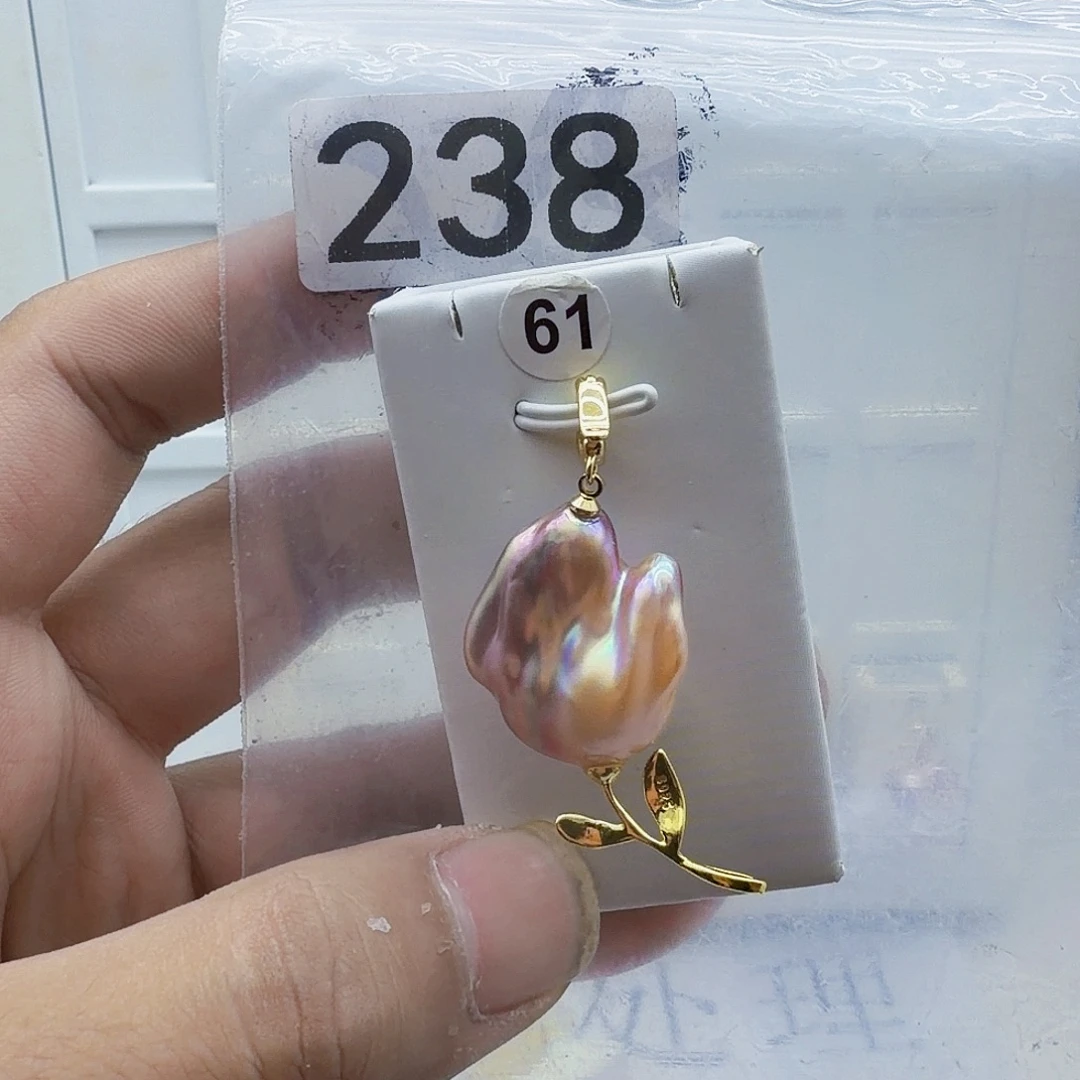 淡水珍珠颈饰合金