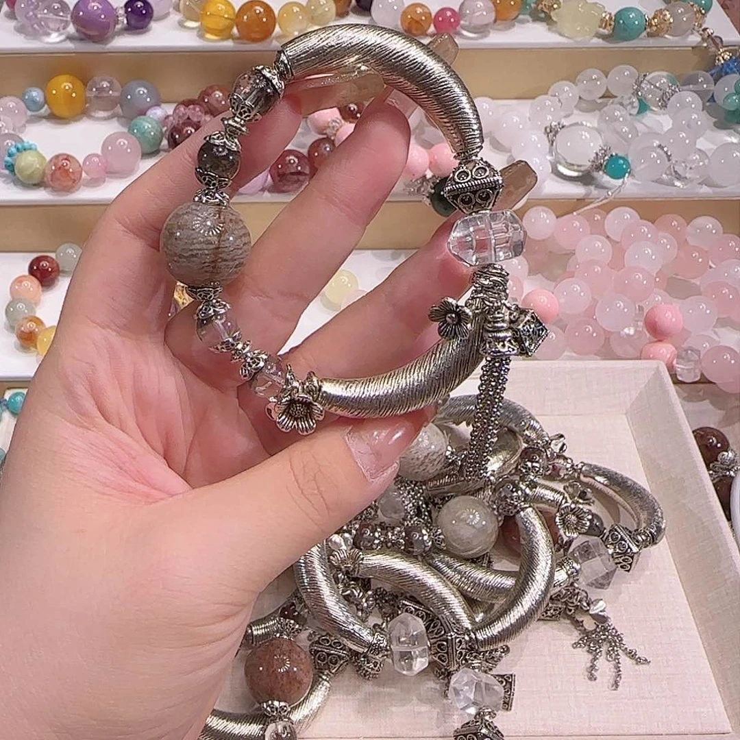 水晶手镯未镶嵌八