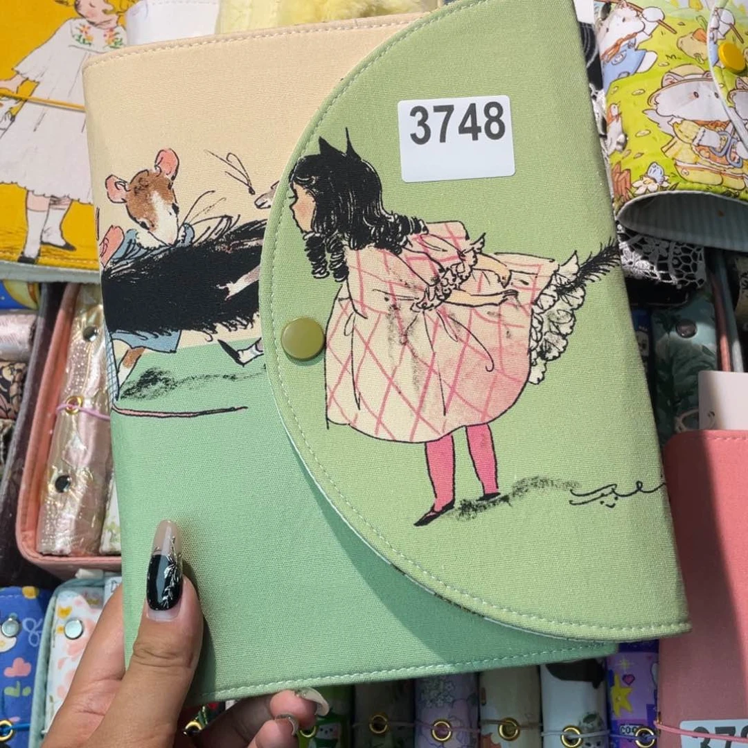 刺绣a5活页不加纸3748。