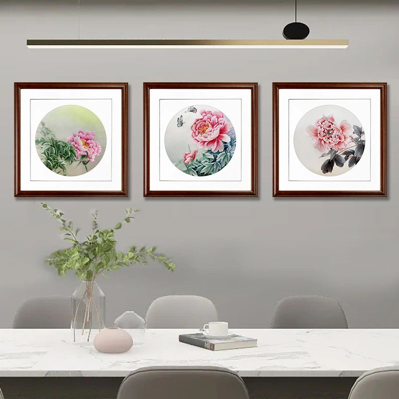 新款苏绣成品挂画苏州刺绣纯手工客厅玄关餐厅装饰画三联画牡丹花