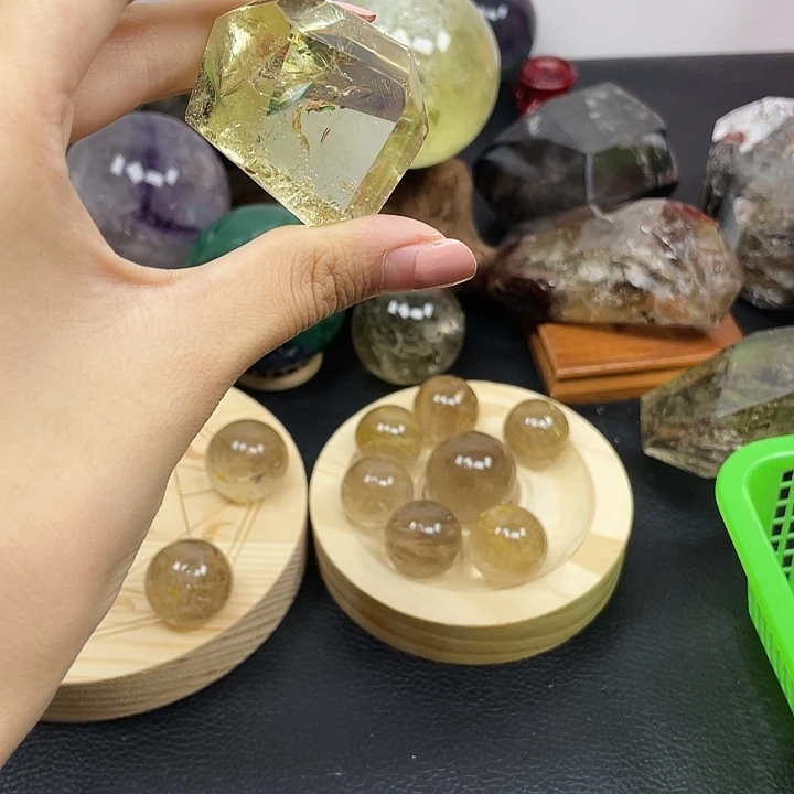 未镶嵌珠宝半成品水晶66水晶石