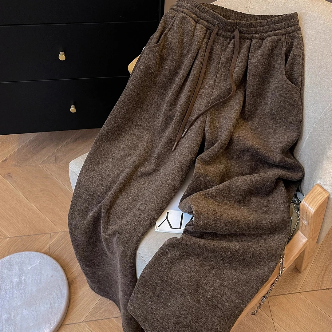美拉德咖色裤子女2025新款冬季加厚糯米裤垂坠感软糯休闲阔腿裤