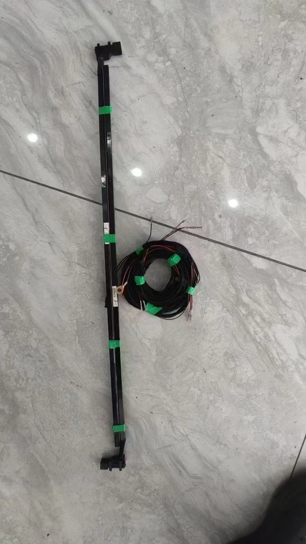 22—23款凌度L后排原厂氛围灯照明 凌度L原厂多色脚窝灯车载好物