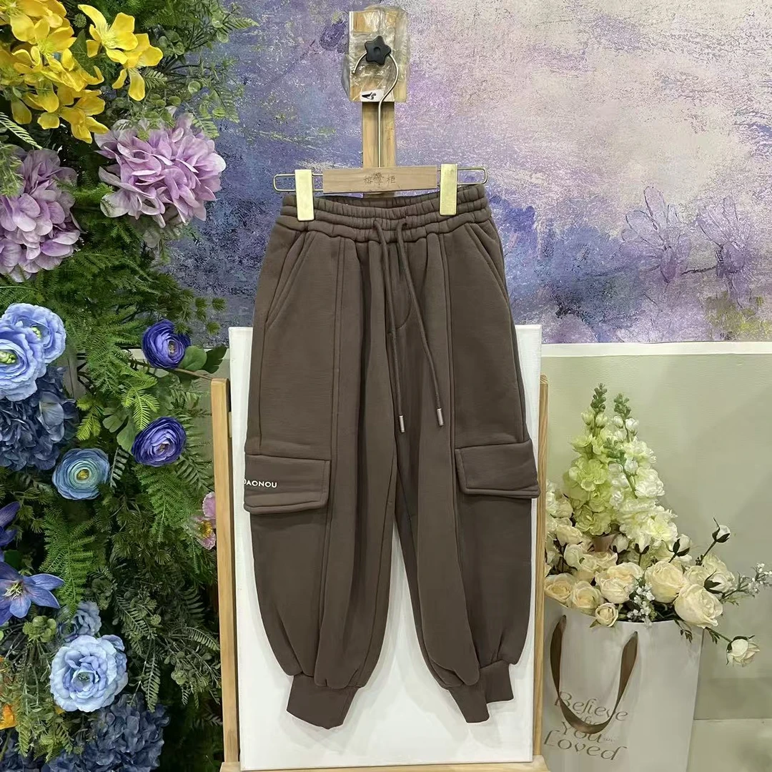 125L咖色裤子d706