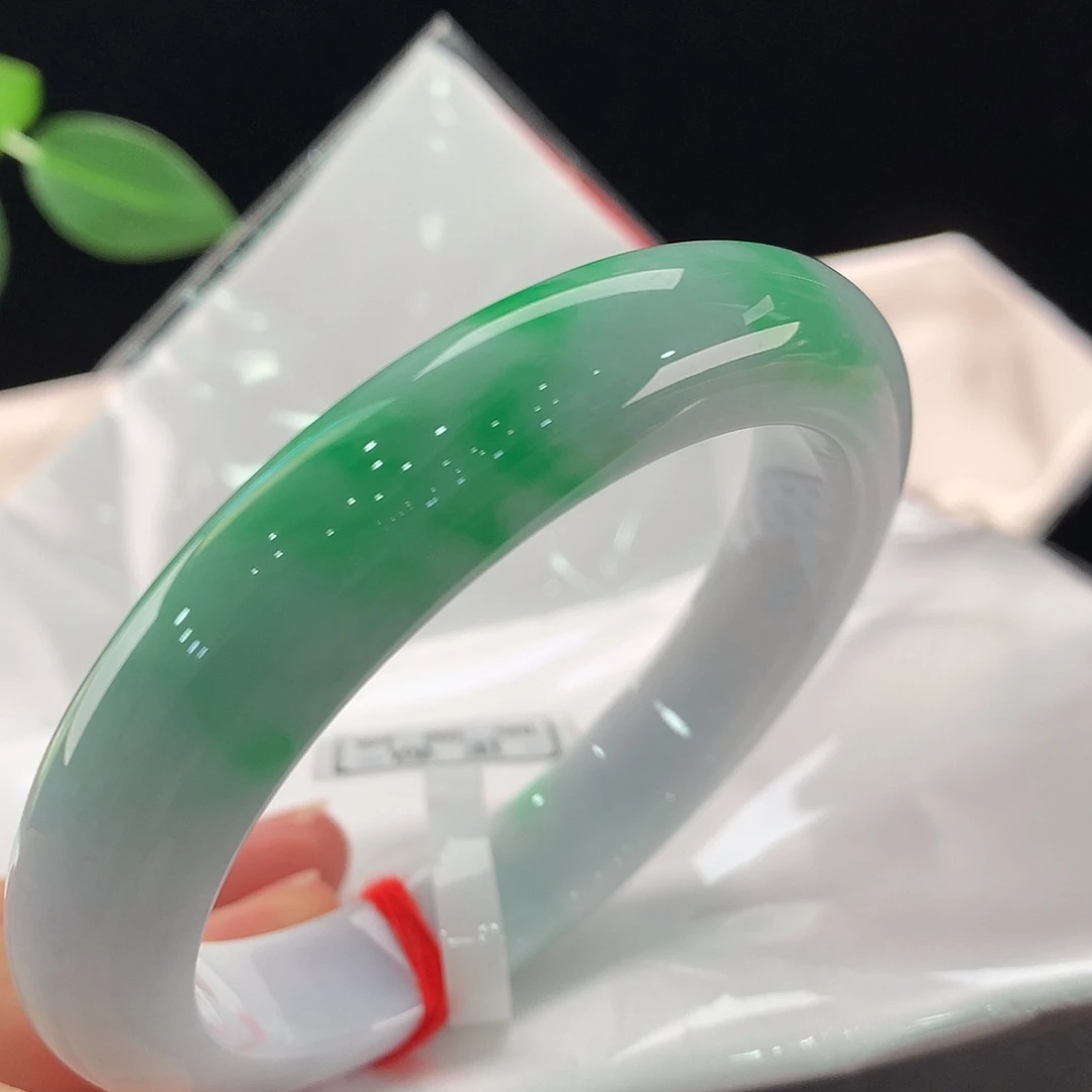 翡翠未镶嵌手镯0249