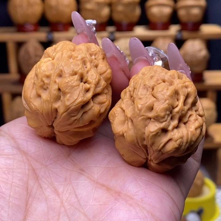 文玩核桃把件灭霸17号38尺